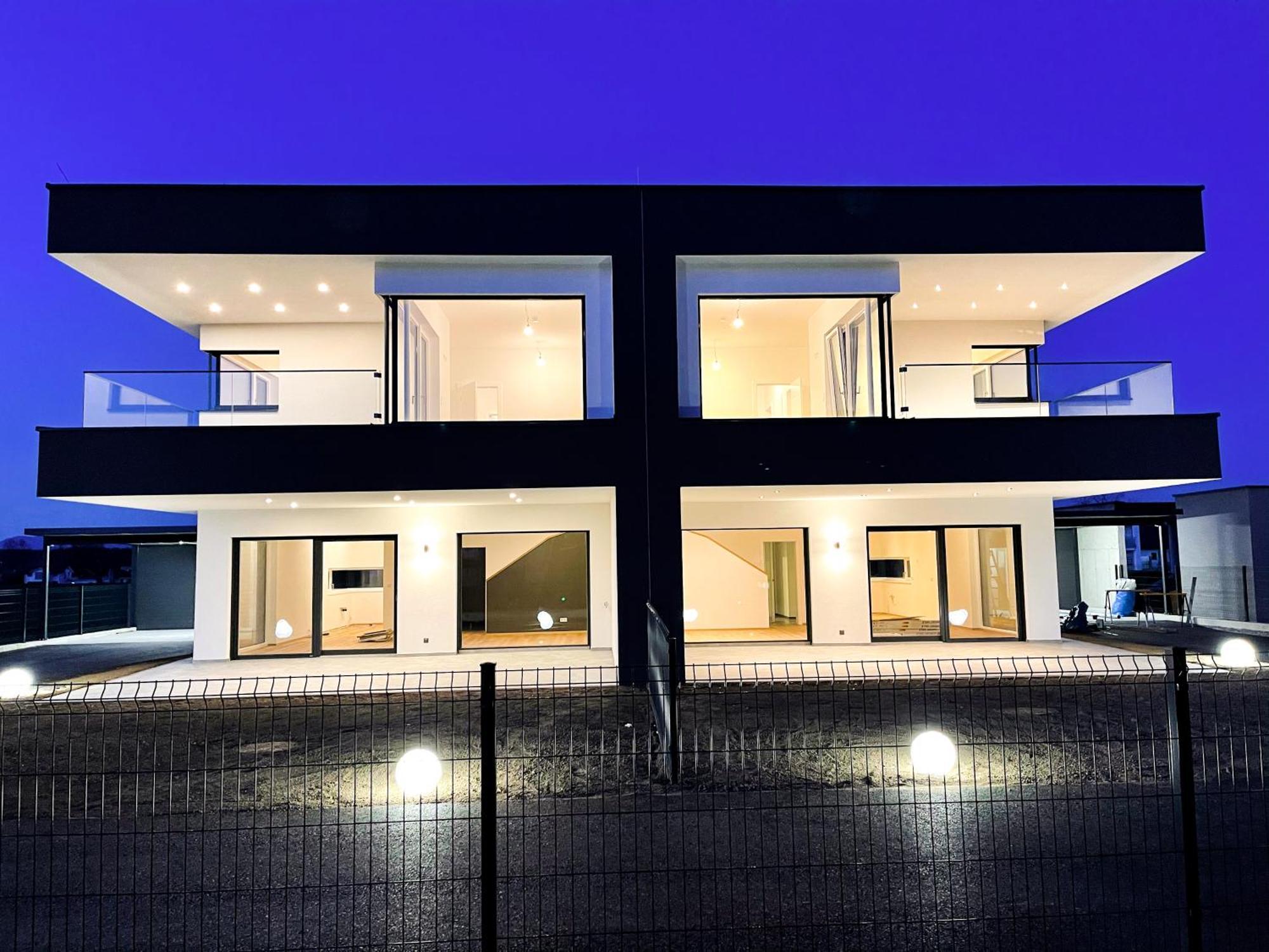Luxus-Villa In Idyllischer Lage Muttendorf Exteriér fotografie